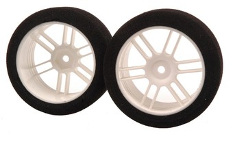 101513 1/10 scale 26mm wide tyres on white wheels. combination 35/37 shore Italian foam (XCE101513)