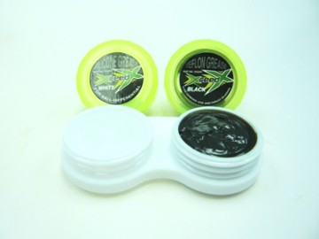 103246 Combo package of high quality white silicone grease and teflon grease black, both 4 grams (XCE103246)